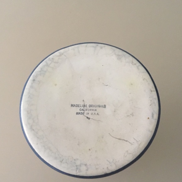 Vintage Madeline Ceramic California Vase - Picture 10 of 11